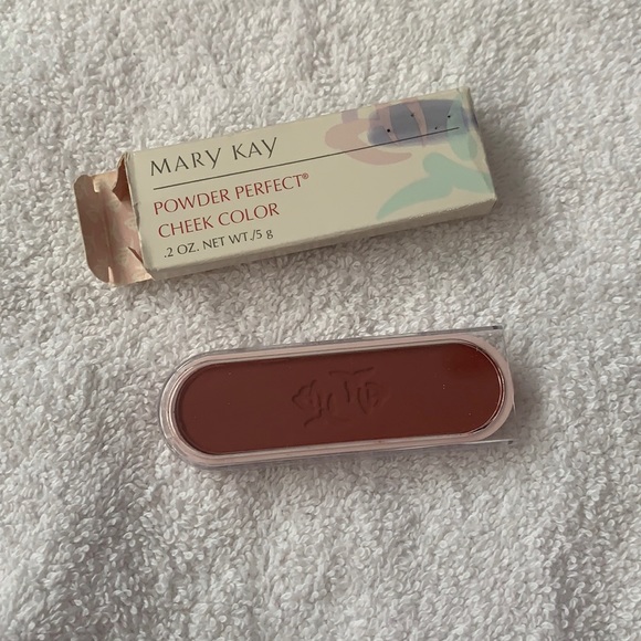 Mary Kay Blush - Picture 1 of 4
